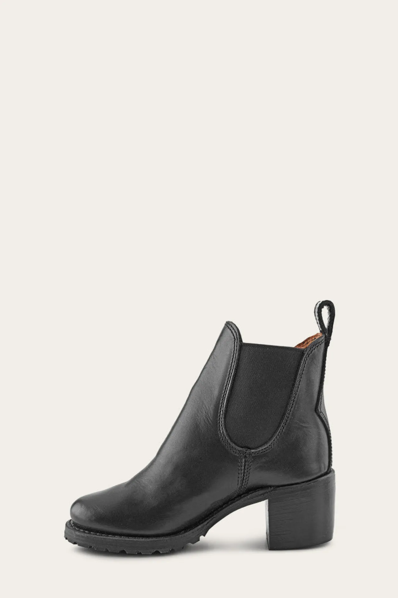 Frye Booties^Sabrina Chelsea